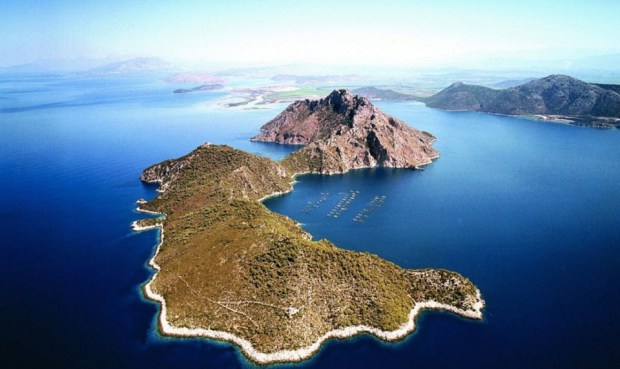 7-nafsika-island-69-million-49-million-76-million-960x571