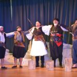 To μεγαλείο της Εξόδου του Μεσολογγίου και του πανηγυριού του Άη Συμιού καθήλωσε το κοινό στα Γιάννενα