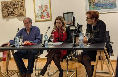 Πλήθος κόσμου στο Μεσολόγγι για την παρουσίαση του δεύτερου βιβλίου της Παναγιώτας Μπουμπούλη