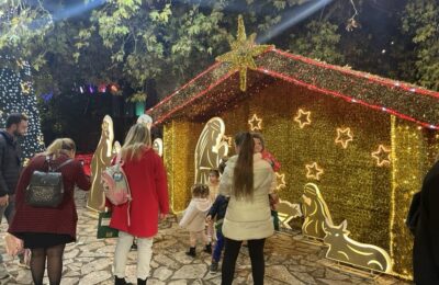 Σταμνά: Με μια μεγάλη Χριστουγεννιάτικη γιορτή υποδέχεται και φέτος τα Χριστούγεννα