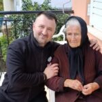 Η κυρά Μαρία από το Αγρίνιο γιορτάζει τα 107α γενέθλιά της και συνεχίζει ακμαία!