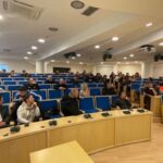 Συνάντηση διαμαρτυρίας κατοίκων της Μπούκας στο Δημαρχείο Αμφιλοχίας για τη συνεχιζόμενη πλημμύρα (vid)