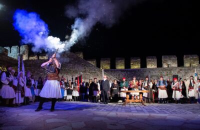 Η Ναύπακτος ανάβει τις δάδες της μνήμης στις 24-26 Απριλίου