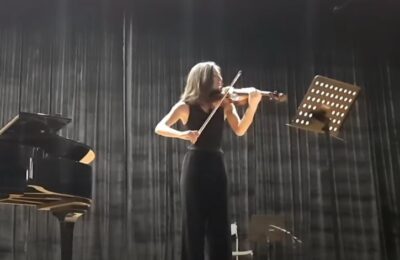 Το συγκινητικό τραγούδι μαθήτριας του 2ου ΓΕΛ Αγρινίου για το εκπαιδευτικό πρόγραμμα «Το πλοίο της ελευθερίας»