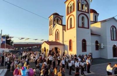 Με ευλάβεια ο εσπερινός και η λιτανεία των Αποστόλων Πέτρου & Παύλου στο Ζευγαράκι Αγρινίου