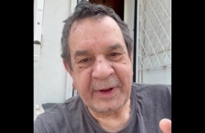 Ο Σταμάτης Σπανουδάκης υπέστη ελαφρύ εγκεφαλικό, αναβάλλεται η συναυλία του στο Μεσολόγγι (vid)